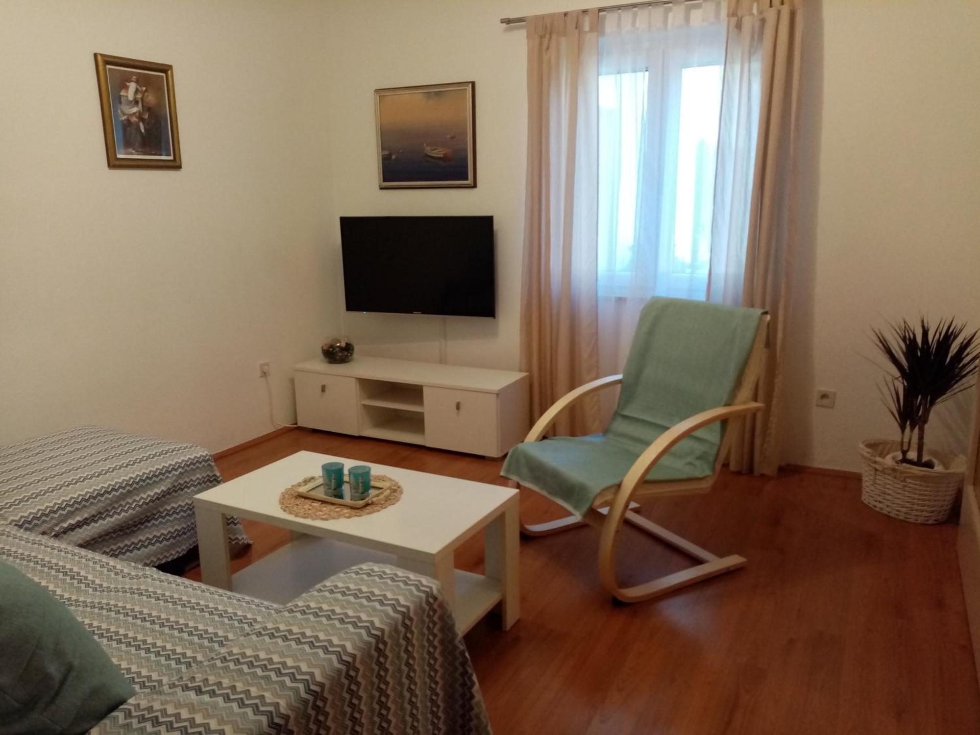 Tihana-Ground Floor With Large Terrace Makarska Eksteriør billede