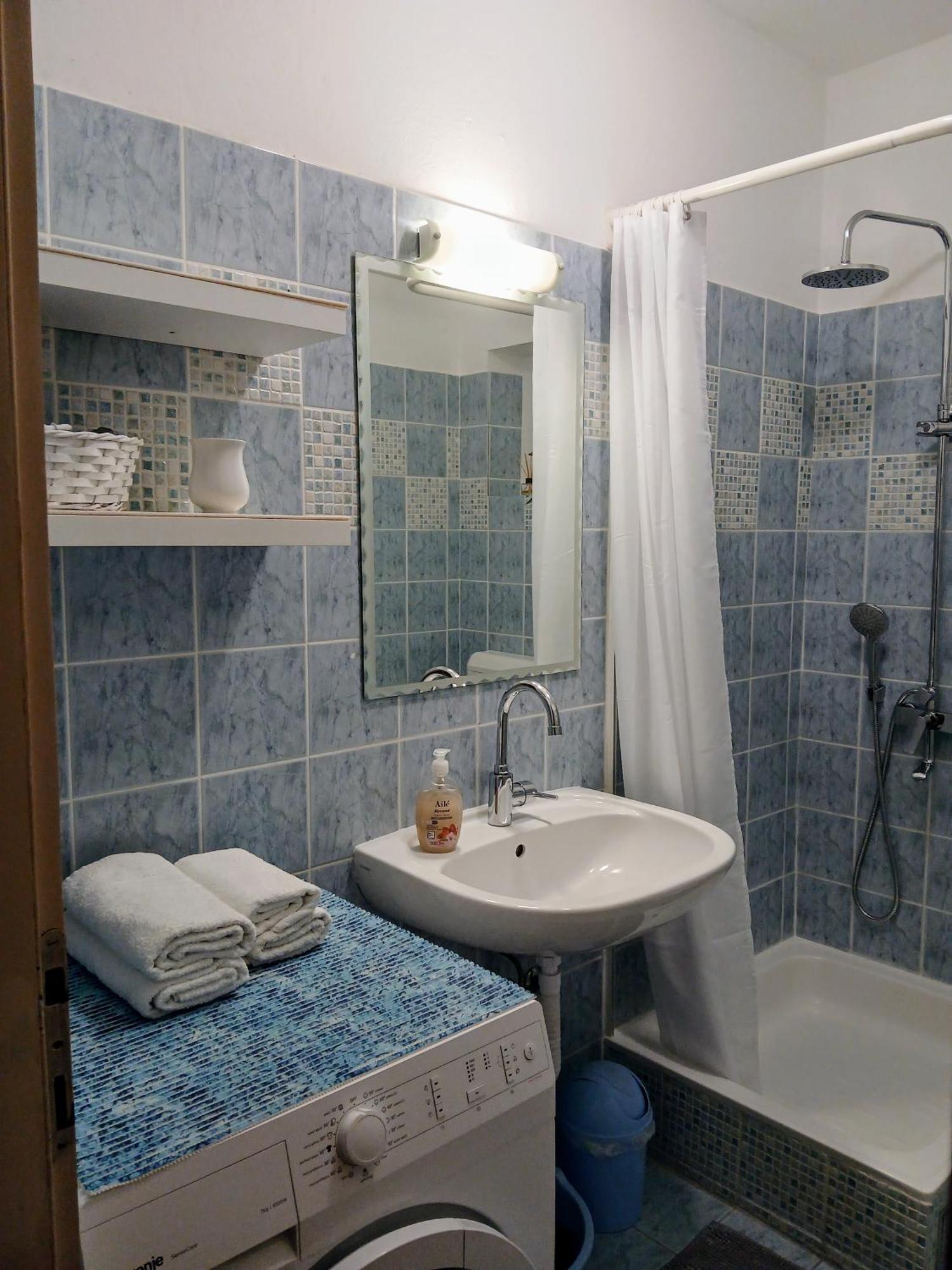 Tihana-Ground Floor With Large Terrace Makarska Eksteriør billede